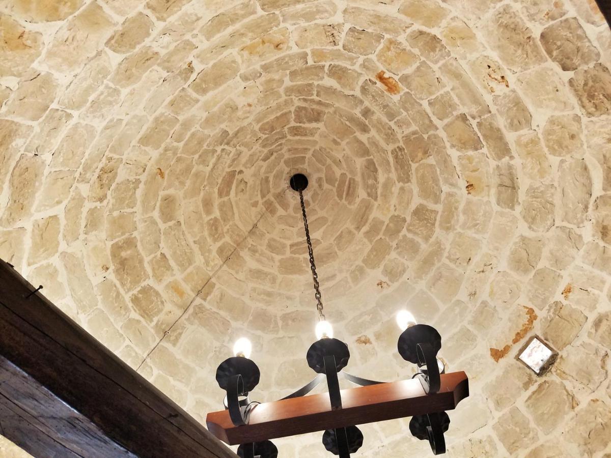 Antico Trullo Immerso Nella Campagna Alberobello Eksteriør bilde